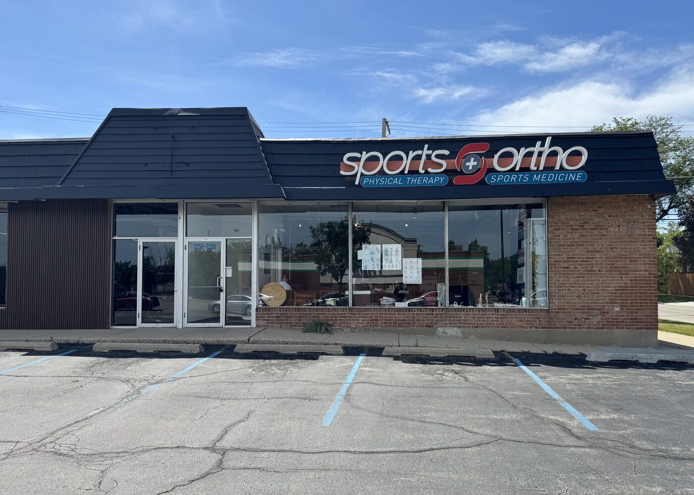 Sports & Ortho Physical Therapy clinic exterior in Edison Park, Chicago